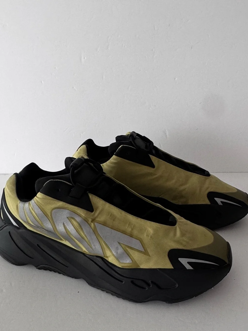 Adidas Yeezy Boost 700 MNVN Honey Flux GW9525 Men’s Size 12 Boost Sneakers Shoes